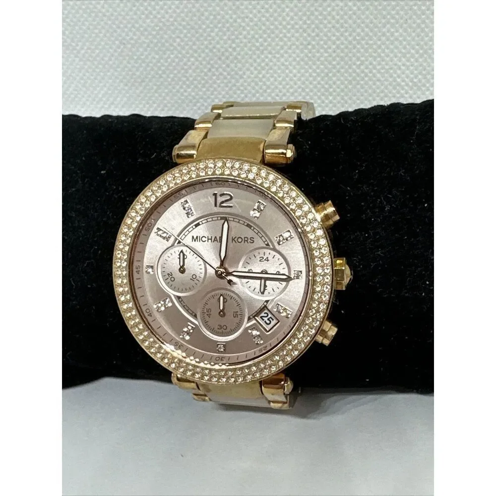 Michael Kors Parker MK5896 Women Rose Gold Analog Dial Quartz Wrist Watch NUL42
